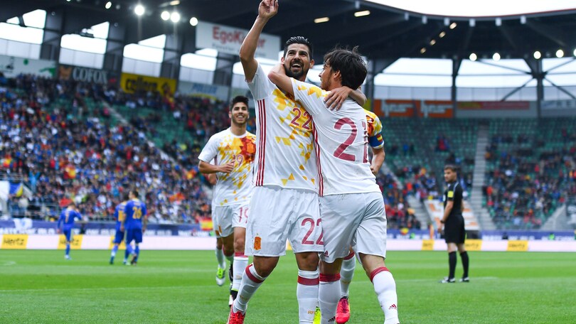 Spagna ok con Nolito, Dzeko ko per un infortunio