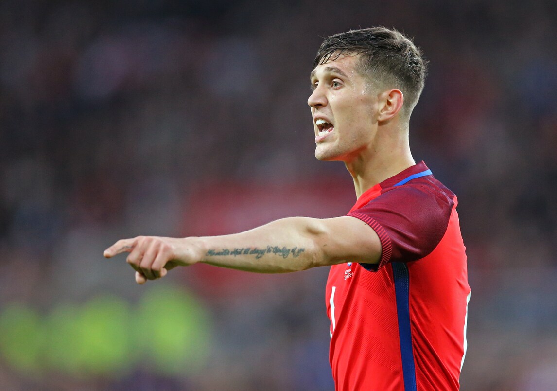 Calciomercato Barcellona: «Pronti 32 milioni di euro per Stones»