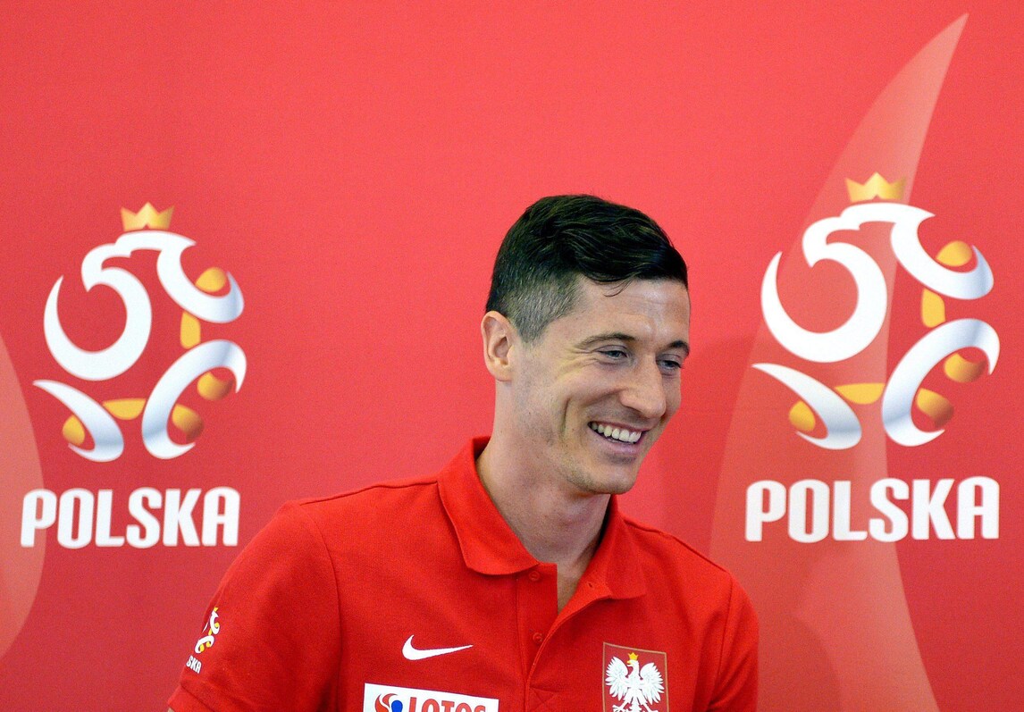 Calciomercato, «Lewandowski al Real Madrid, firmato il precontratto»