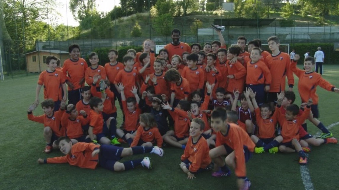 Aldair ospita Castan e Tonetto alla sua scuola calcio