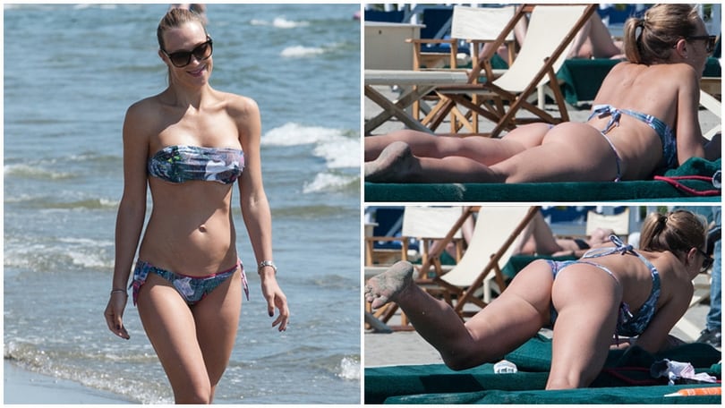 Ludmilla Radchenko, baci hot e massaggi in spiaggia in attesa della Russia