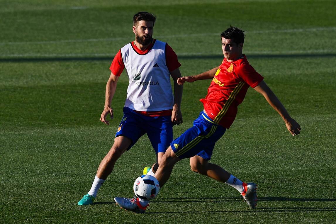 Calciomercato Chelsea: «Conte prenota Kanté e si prende Morata»