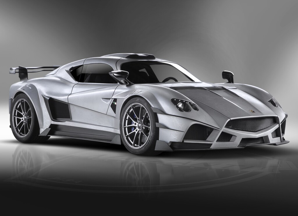Mazzanti Evantra Millecavalli, il mostro debutta a Torino