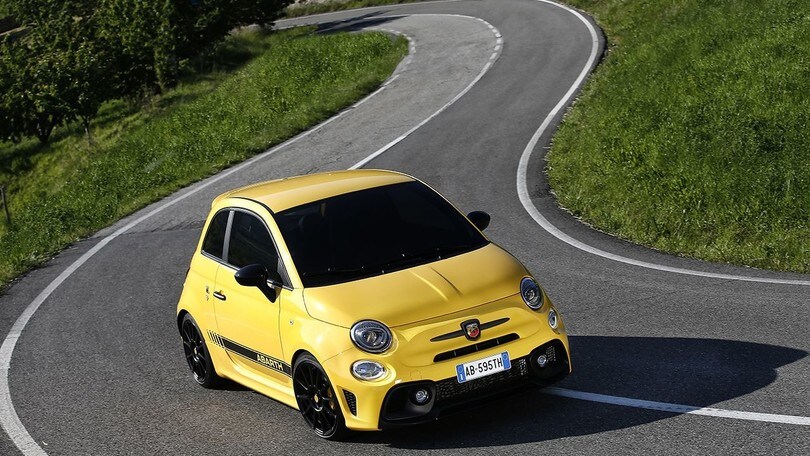 Nuova Abarth 595, la grinta dello Scorpione