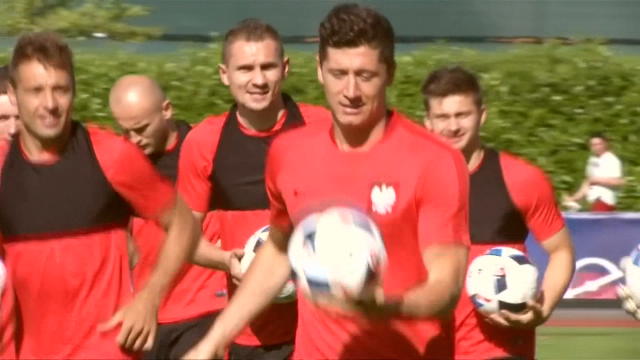 Polonia, tutti pazzi per Lewandowski