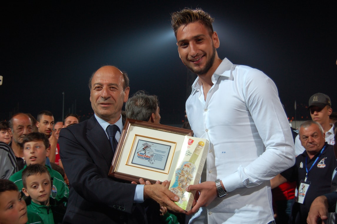Milan, Donnarumma testimonial per i giovani: «Ragazzi, divertitevi come faccio io»