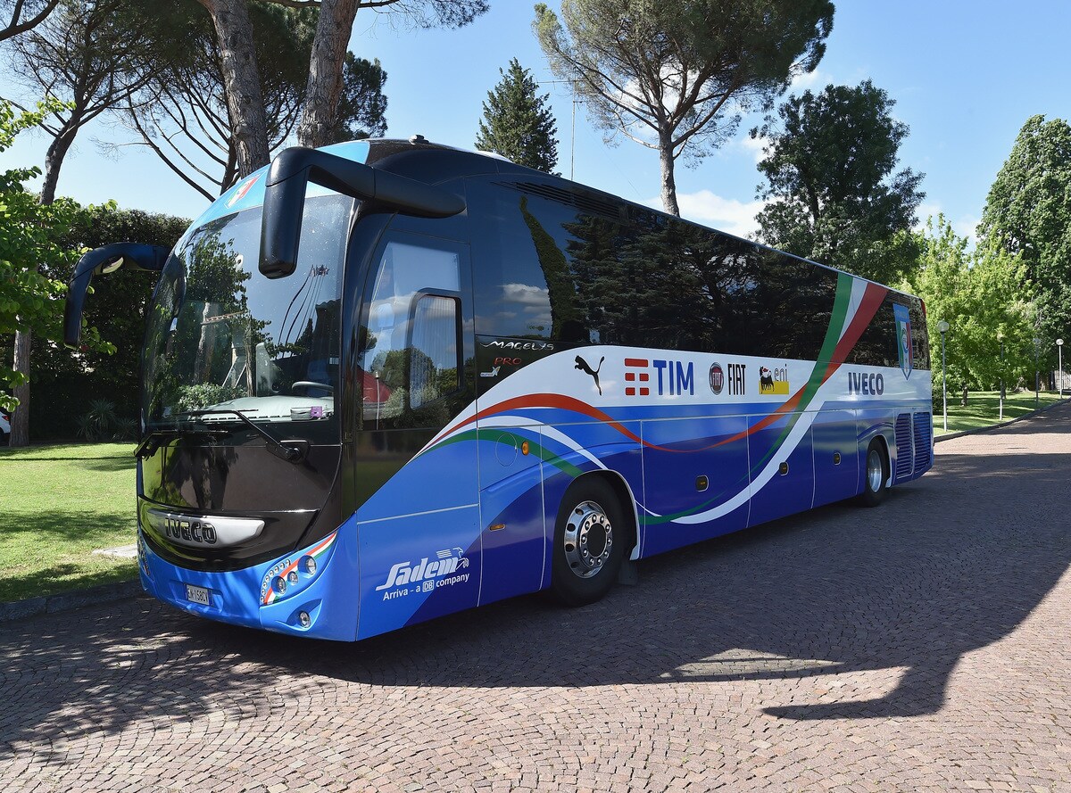 Il bus della Nazionale per gli Europei è firmato Iveco