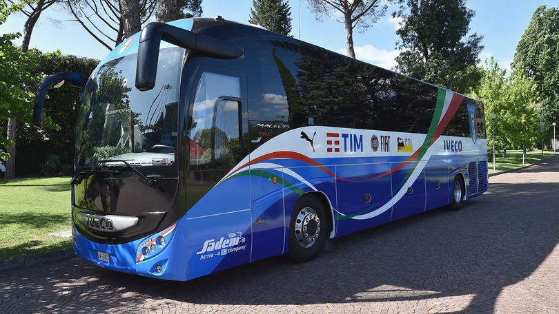 Il bus della Nazionale per gli Europei è firmato Iveco