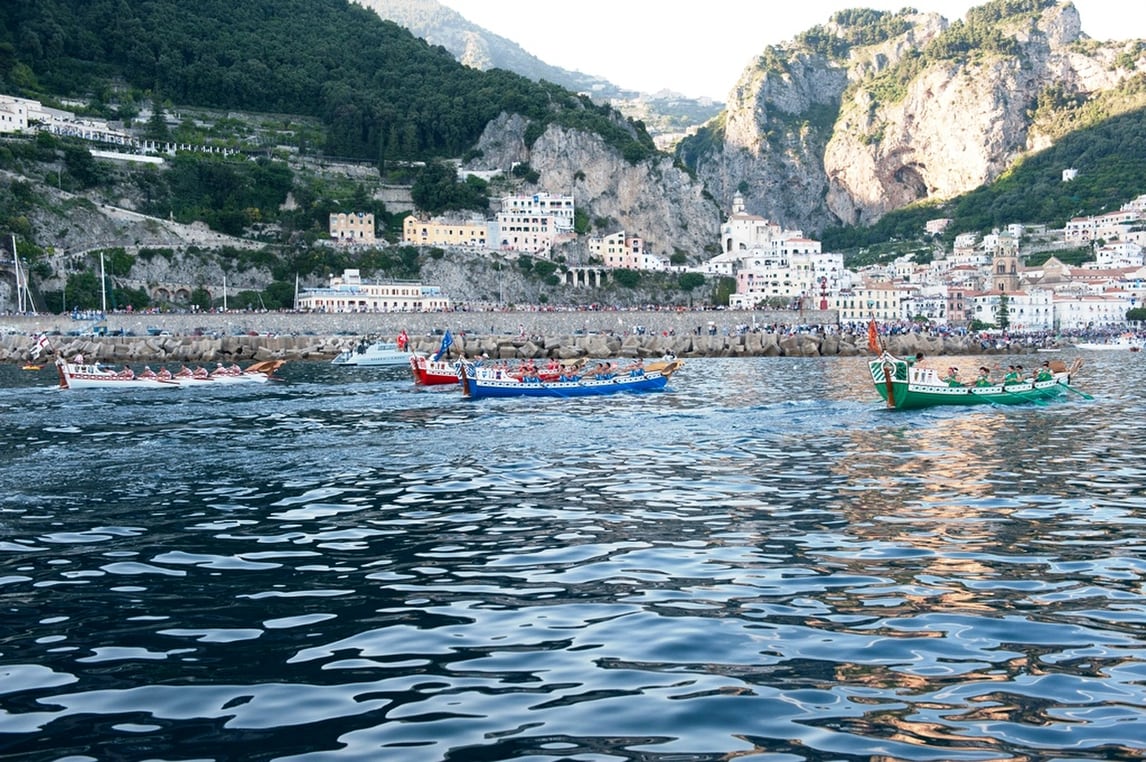 Amalfi si fa bella: domenica la 61esima regata delle Repubbliche Marinare