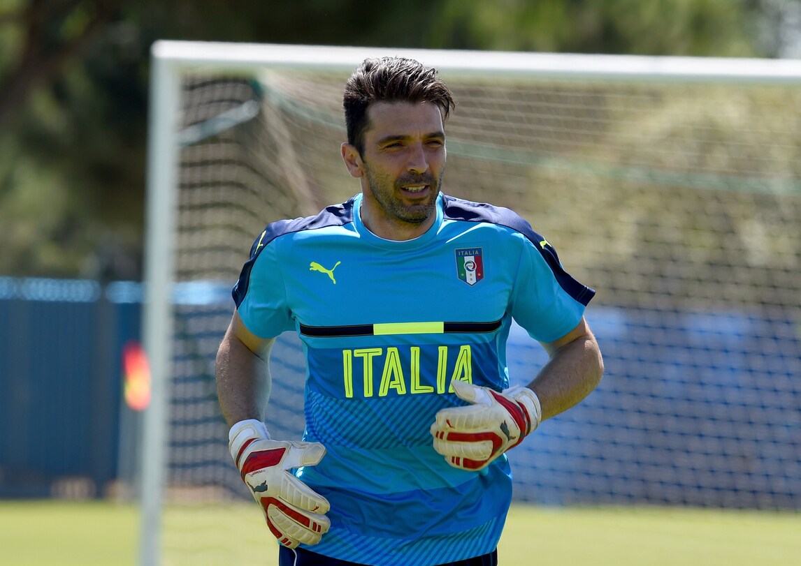 Euro 2016, Buffon è un tesoro: senza di lui, l'Italia scivola in quota