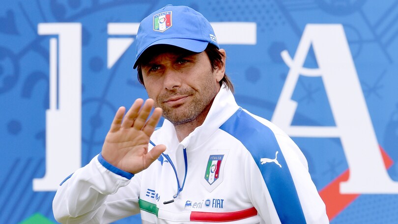 Euro2016, Conte romantico: non scorda il suo anniversario
