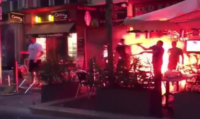Marsiglia, altra notte di fuoco: città devastata dagli hooligans