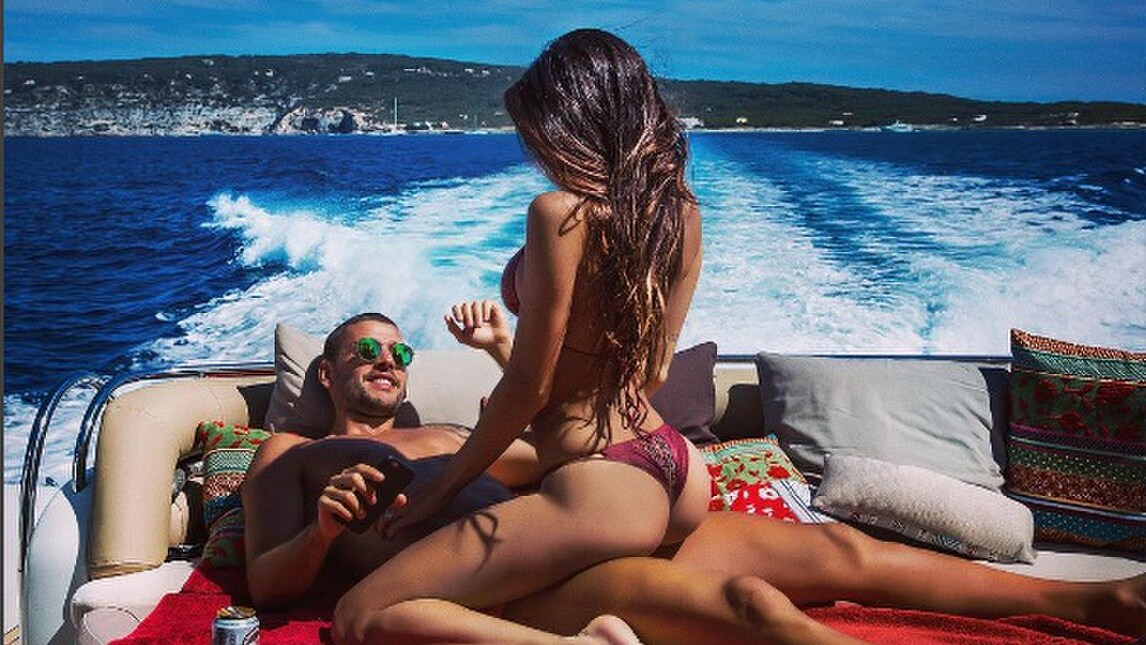 Futuro in bilico? Djordjevic si distrae con Jovana