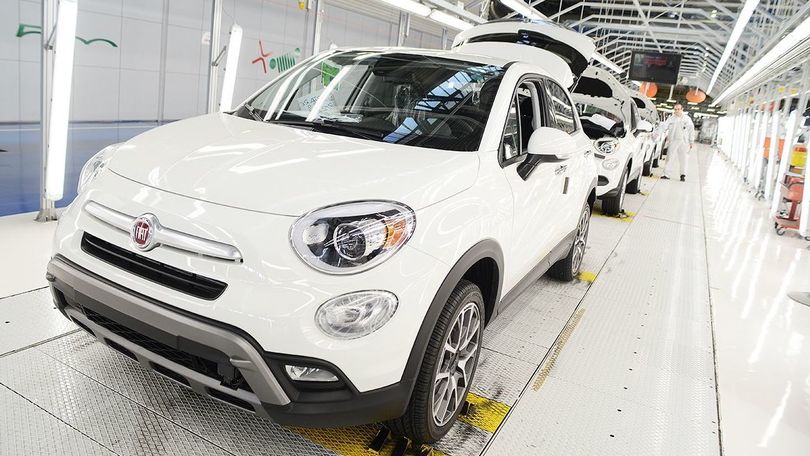 Auto, gli italiani tornano a comprare e crescono anche le flotte