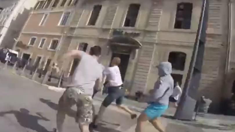Euro 2016, gli scontri di Marsiglia ripresi con una telecamera