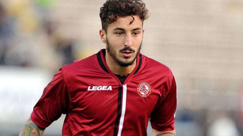 Calciomercato Crotone, arriva Ceccherini, ora Tonev e Aguirre