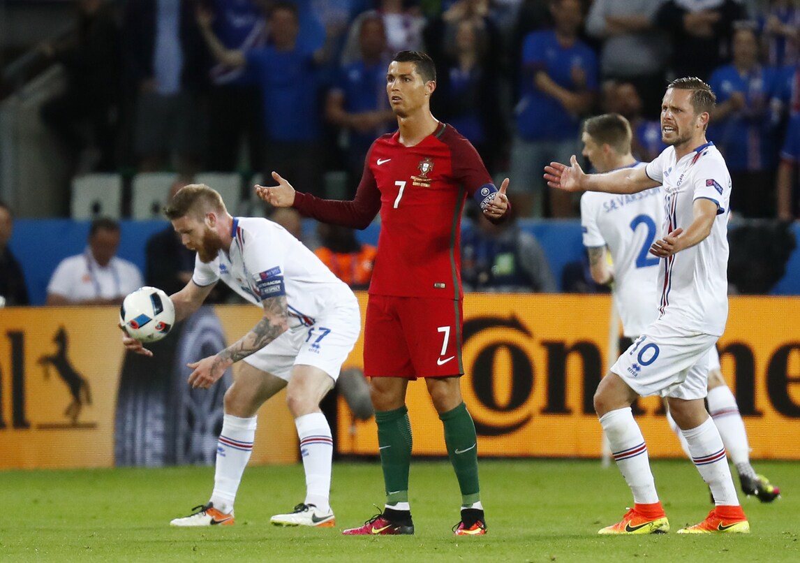 Euro 2016, Portogallo-Islanda 1-1: Bjarnason risponde a Nani