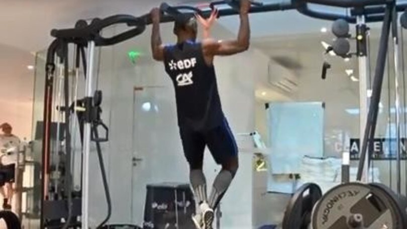 Euro 2016, Pogba mostra i muscoli. Ecco come si allena