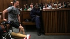 Pistorius, camminata shock in tribunale