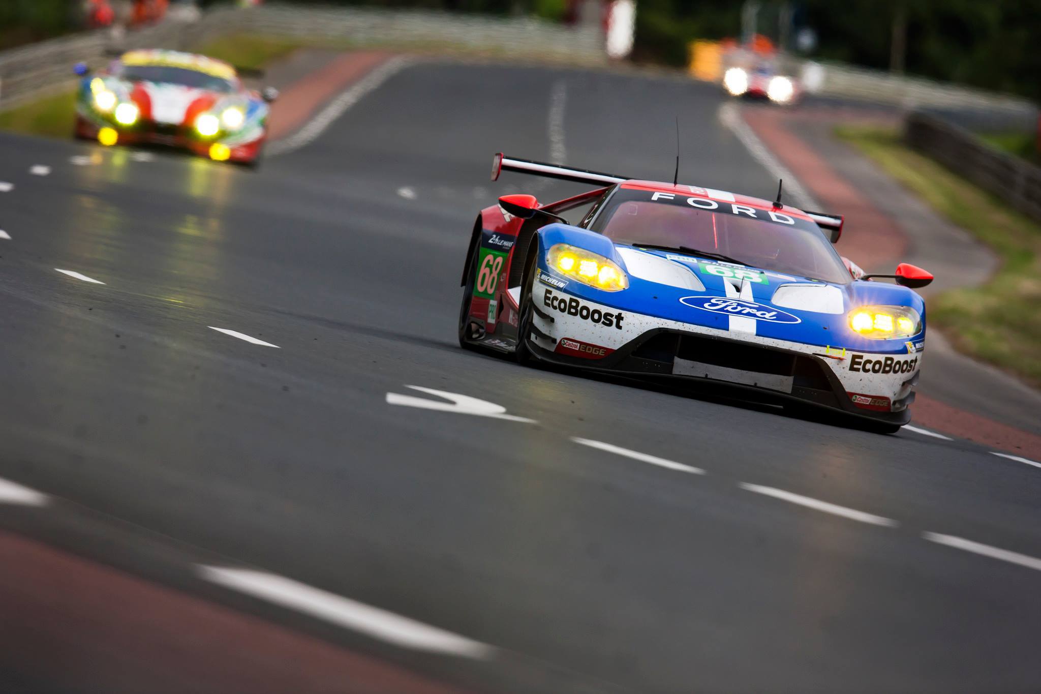 24 Ore Le Mans, Porsche in pole, Ford rientra al top