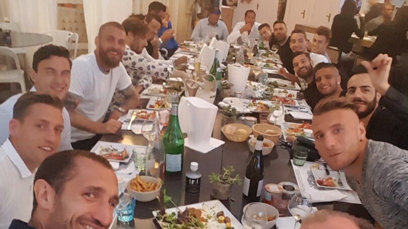 Euro 2016 Italia, ecco gli azzurri a cena insieme