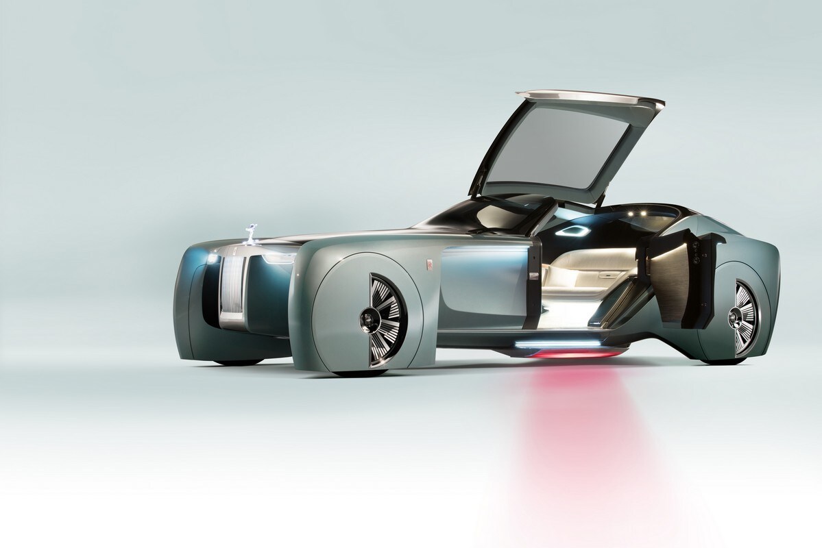 Rolls-Royce Vision Next 100, per i milionari del futuro
