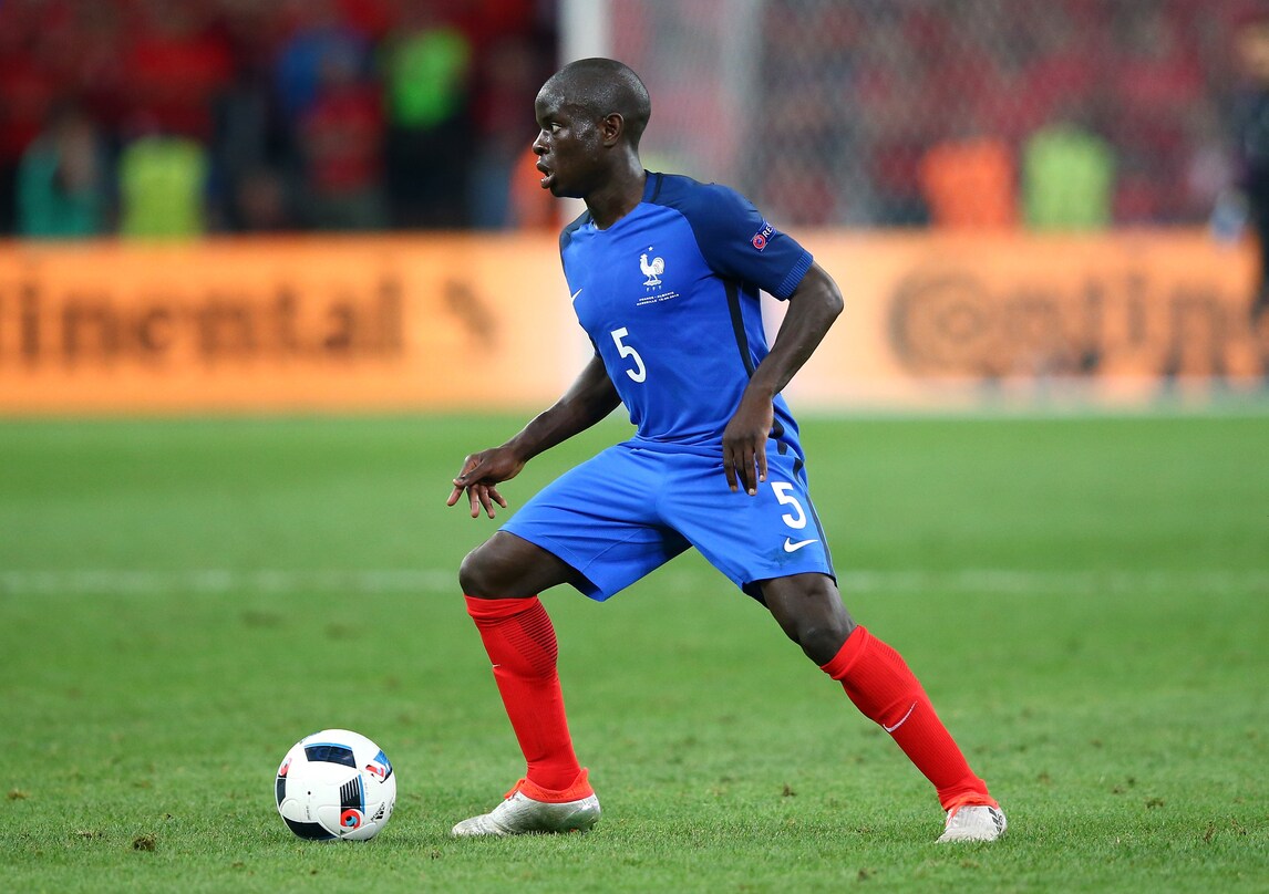 Calciomercato Chelsea, Kanté è ufficiale: «Felice di poter lavorare con Conte»