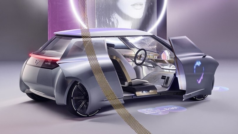 Mini Vision Next 100, la compatta digitale: foto