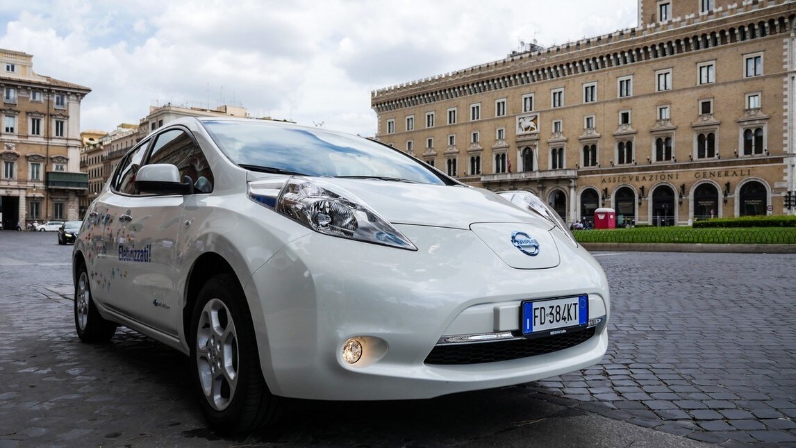 Nissan Leaf Enel Edition: foto