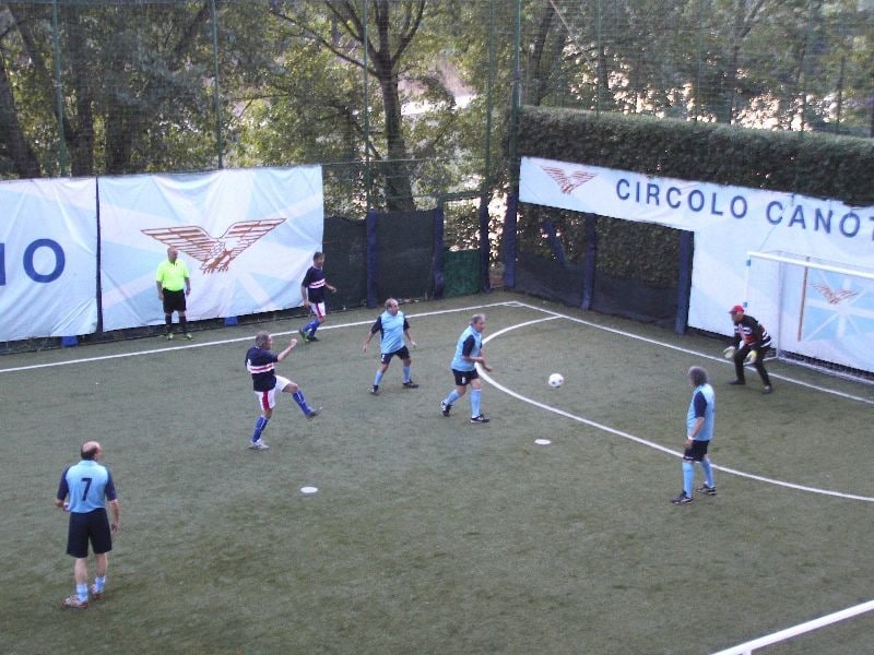 Gol ed emozioni nella fossa le partite di esordio