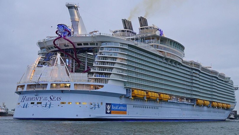 Un giro a bordo della nave più grande del mondo