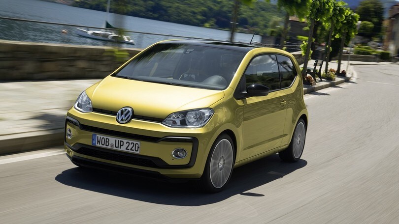 Volkswagen Up! restyling: foto e prezzi