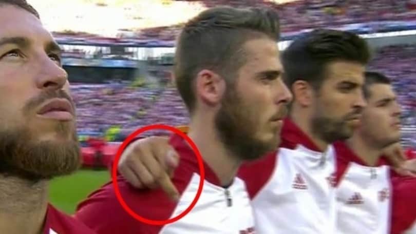 Euro 2016, Spagna: Piqué, dito medio prima della partita?