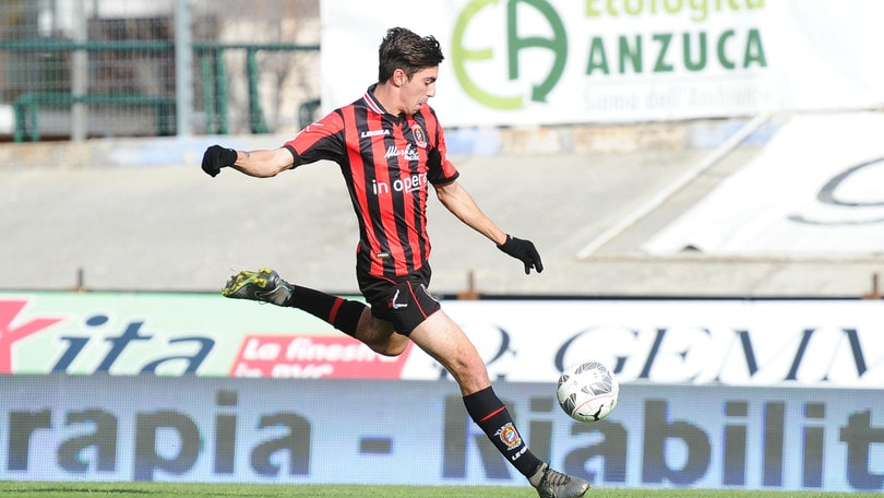 Calciomercato Cesena, a centrocampo arrivano Vitale e Schiavone