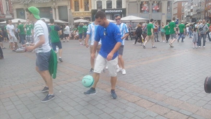 Italiani e Irlandesi, "torello" in piazza a Lille