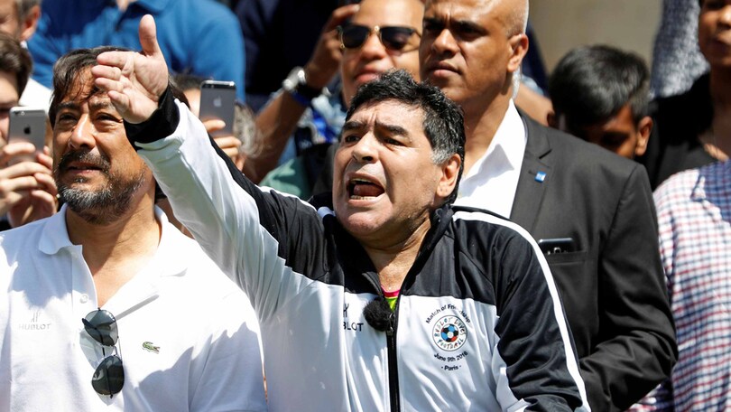 Maradona all'Argentina:«Vincete la Coppa America o non tornate a casa»