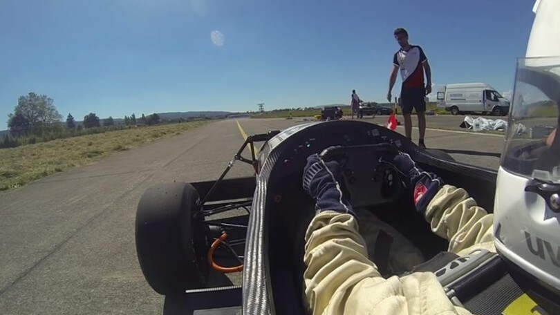 Da 0 a 100 km/h in 1,5 secondi: l'auto elettrica è da record