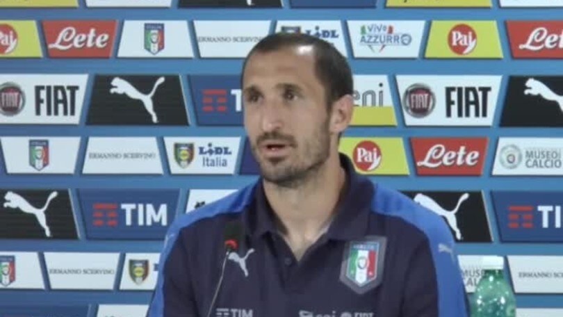 Chiellini: "Noi nè pippe nè fenomeni"