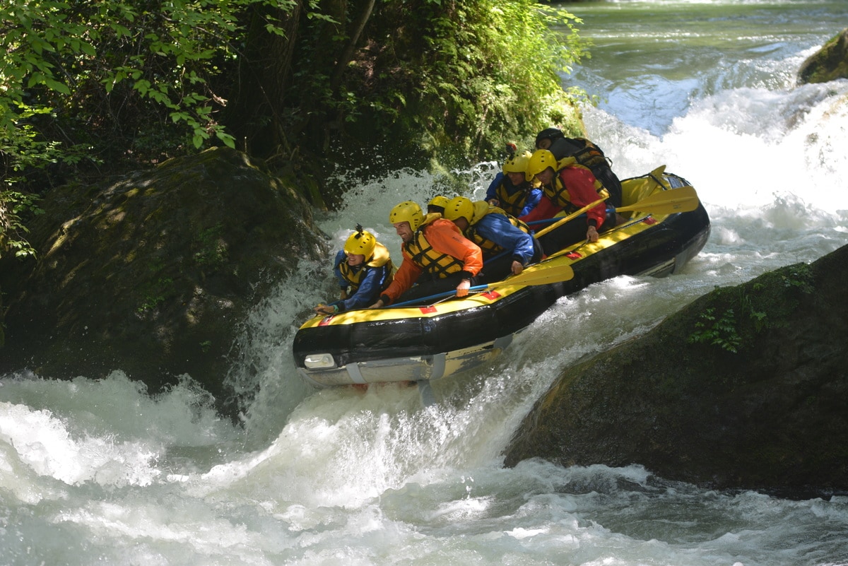 Rafting, andrenalina e divertimento alla cascata delle Marmore