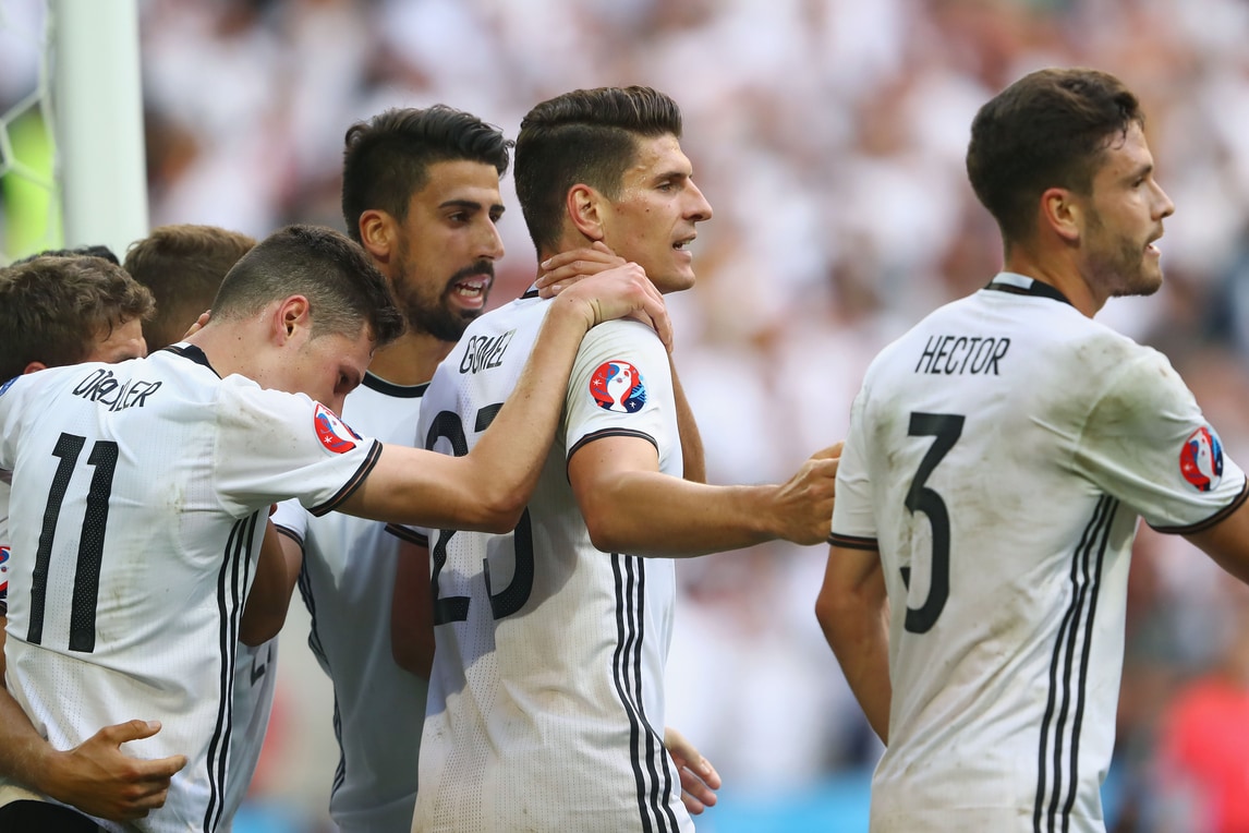 Euro 2016, Germania-Slovacchia 3-0: tedeschi ai quarti
