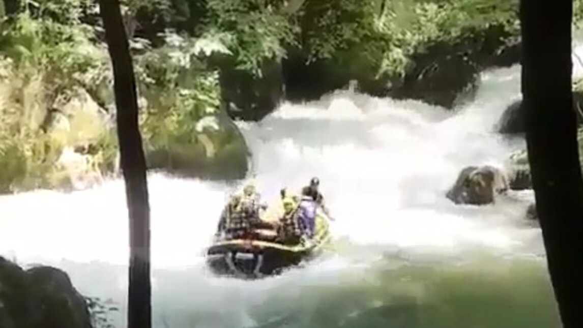 Rafting, tra le rapide sotto la cascata delle Marmore