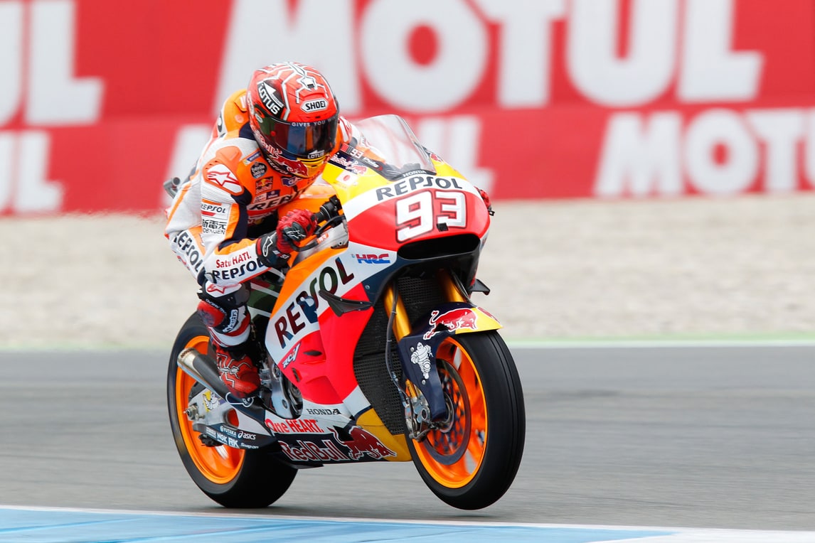 MotoGp: Rossi ko, Marquez vola nelle quote per il titolo