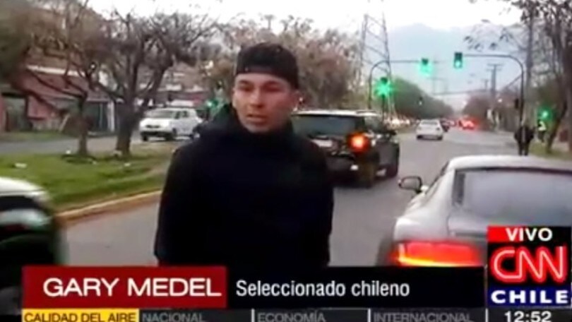 Medel al giornalista: «Lasciami tranquillo. Devo chiamare i miei amici?»