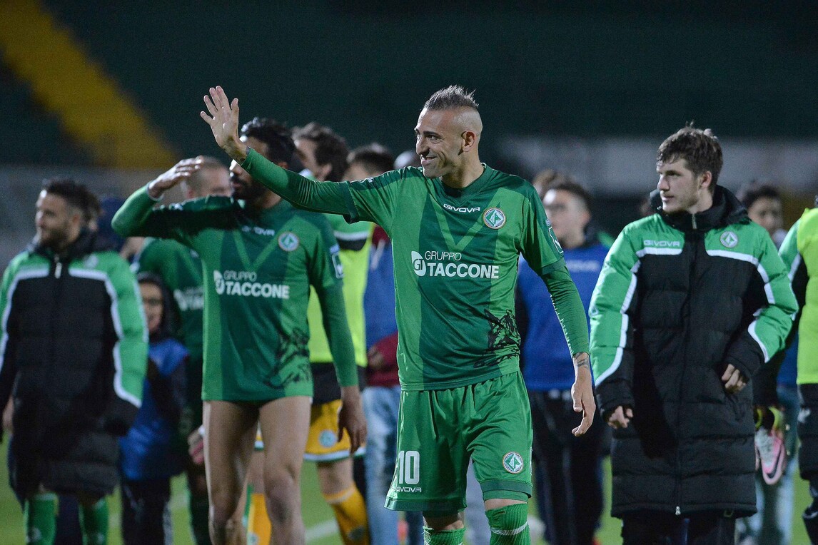 Calciomercato, Avellino-Lasik: accordo vicino
