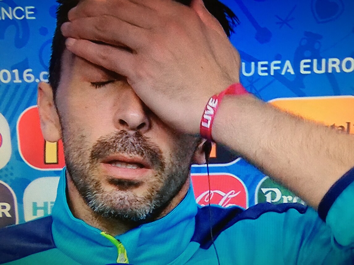 Italia, la commozione di Buffon: «È l'eliminazione peggiore»