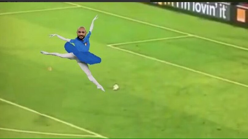 Italia, Zaza sbaglia il rigore e il suo "balletto" diventa virale