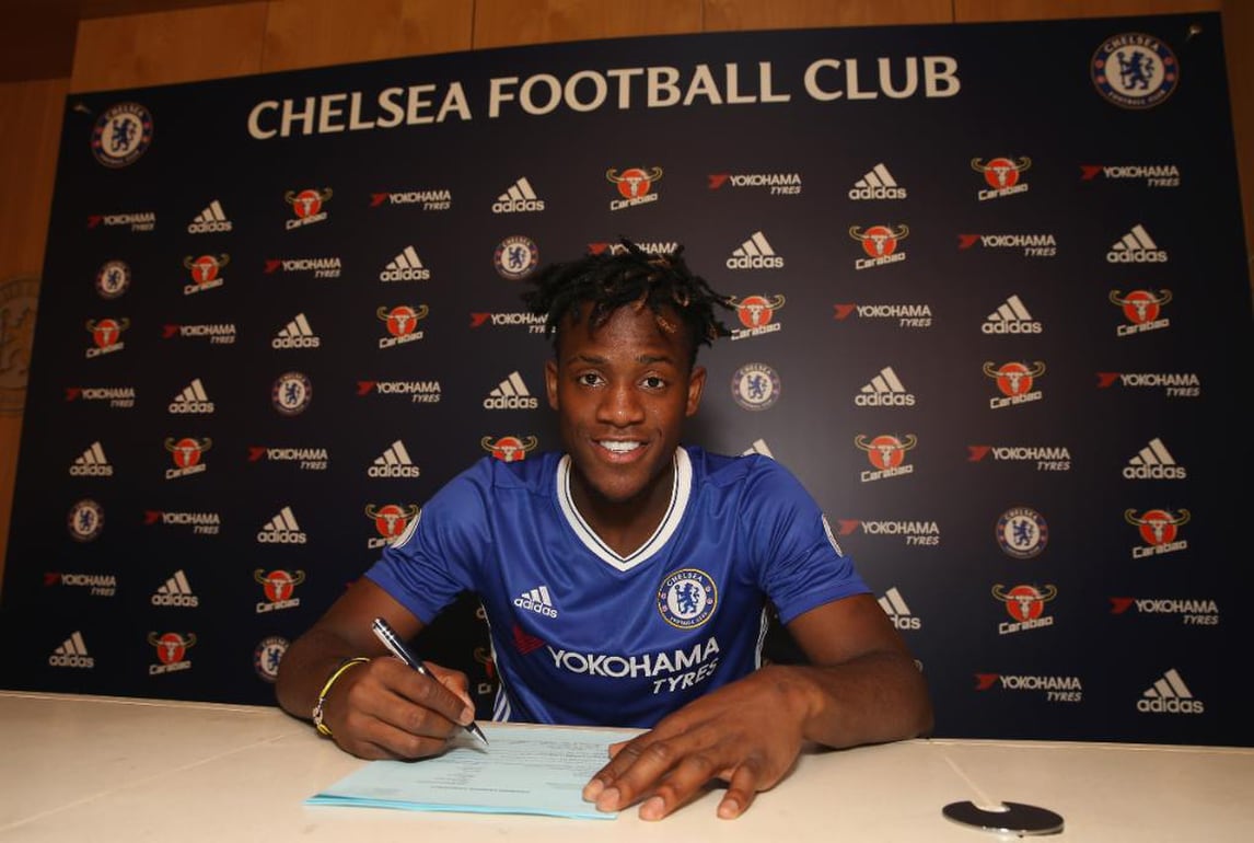 Ufficiale, Batshuayi al Chelsea: «Che emozione essere allenato da Conte»