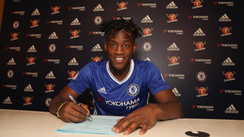 Ufficiale, Batshuayi al Chelsea: «Che emozione essere allenato da Conte»