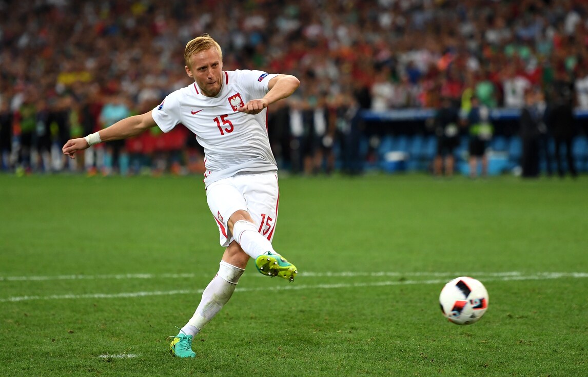 Calciomercato, il Monaco ufficializza Glik: «Forza Torino sempre»