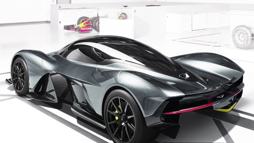 Aston Martin AM-RB 001: foto